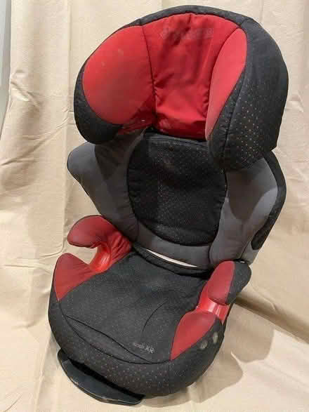 Photo of free Maxi Cosi booster seat (Haywards Heath) #2