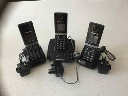 Photo of free Panasonic telephone with 3 handsets and answerphone. (Loughton MK5) #1