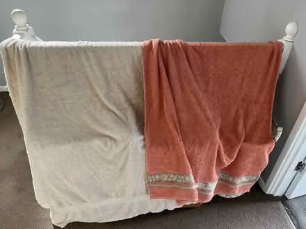 Photo of free B13 - old bath towels (B13) #1