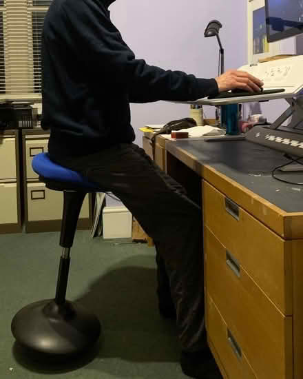 Photo of free Stool for standing desk (Wanstead E11) #1