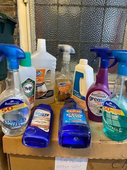 Photo of free Selection of household cleaners (Woodford IG8) #1