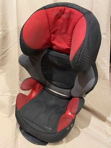 Photo of free Maxi Cosi booster seat (Haywards Heath) #1