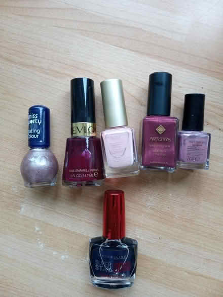 Photo of free Nail varnishes n top coat (Franklands Village RH17) #1