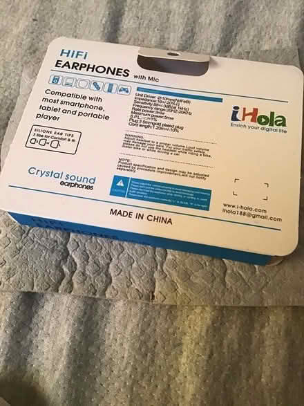 Photo of free in ear headphones, only 2 colorways (Hesperian Blvd) #2