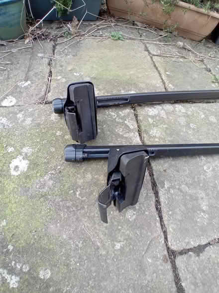 Photo of free Roof Bars VW Golf Mk6 (Belmont SL6) #2