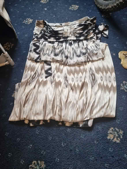 Photo of free Long dress (DY6) #1