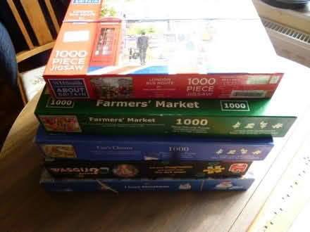 Photo of free jigsaws (1000 piece) (Starbeck HG2) #1
