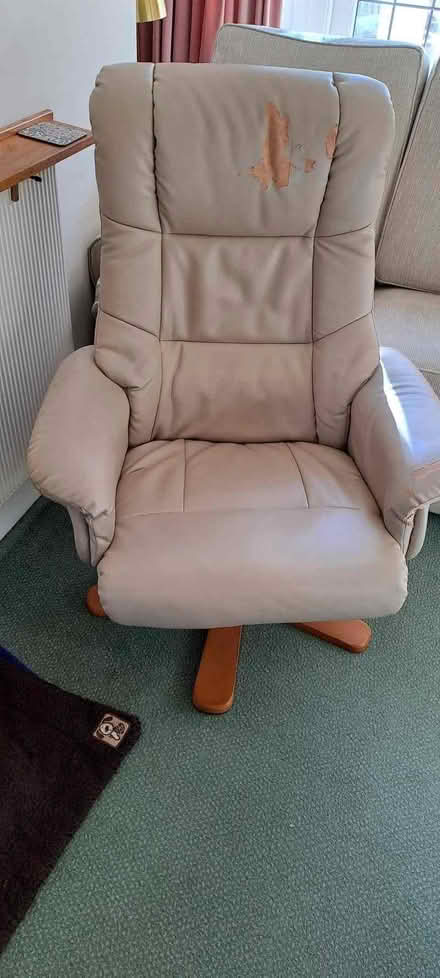 Photo of free Chair (Rushcliffe NG2) #1