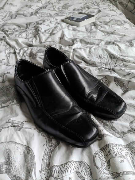 Photo of free M&S men's shoes (10.5) (Hackbridge) #1