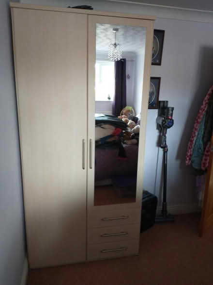 Photo of free Wardrobe (NG34) #1