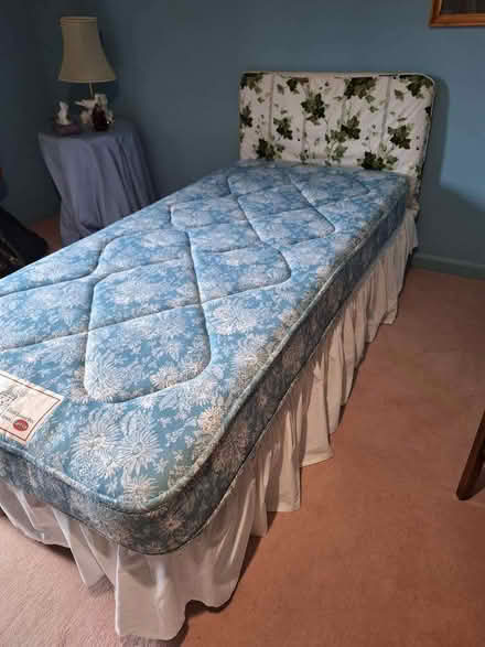 Photo of free single bed with matching solid base. (Motherby CA11) #2