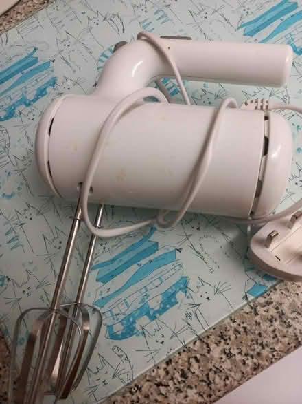Photo of free Hand held food mixer/whisk (Crow Hills MK41) #1
