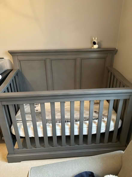 Photo of free Solid Wood Convertible Crib (Pleasant Hill/Klein Creek) #3