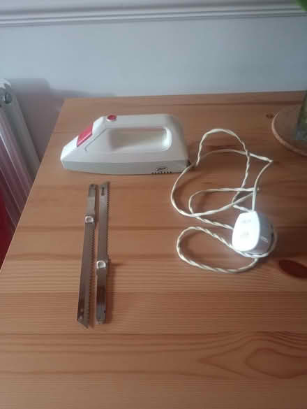 Photo of free Electric carving knife (Ware SG12) #1
