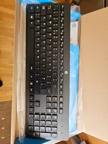 Photo of free Hewlett Packard wireless keyboard/ without USB connection (Higham North area NN10) #2