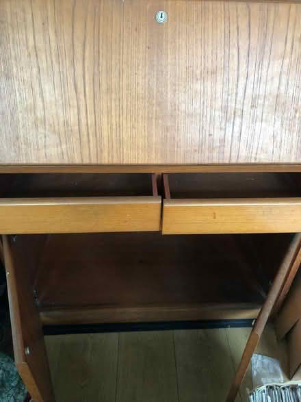 Photo of free Bureau (Collier Row RM5) #2