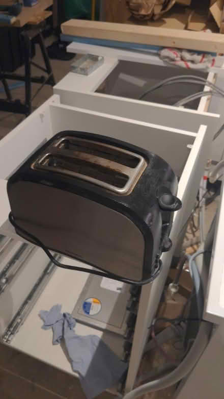 Photo of free Daewoo Double slice toaster (Priestwood, Bracknell RG42) #1