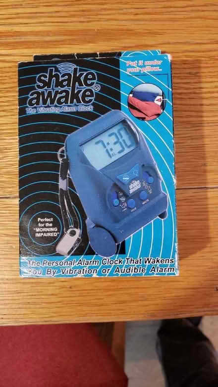 Photo of free Vibrating Alarm clock (Linslade LU7) #1