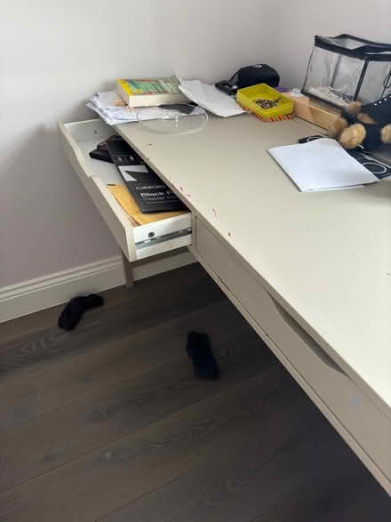 Photo of free Desk (W11) #1