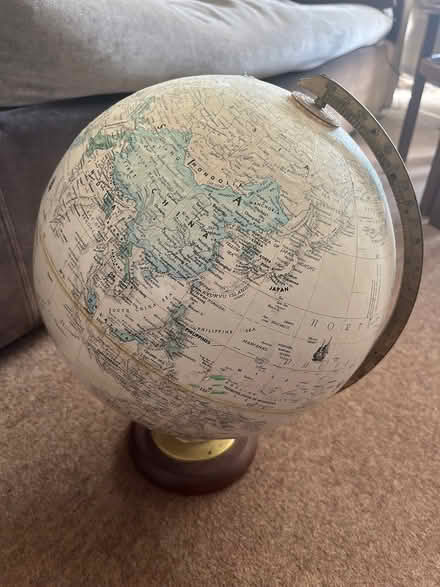 Photo of free Globe (Rottingdean) #2