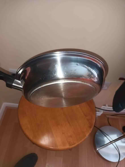 Photo of free 10" Frying Pan (Woodley RG5) #3