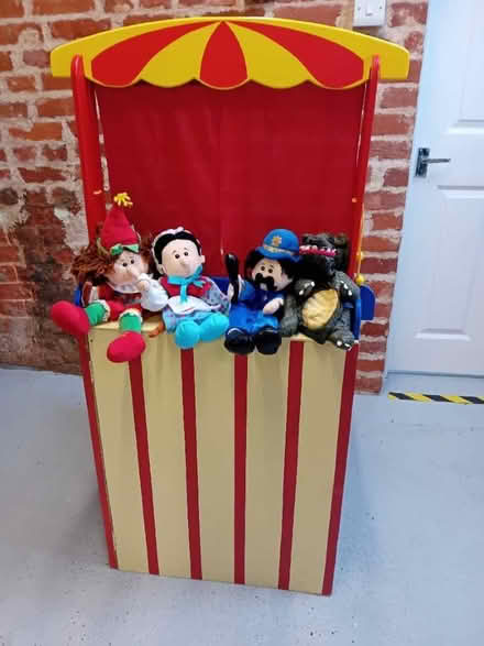 Photo of free Children's Puppet Theatre + Puppets (Hingham NR9) #2
