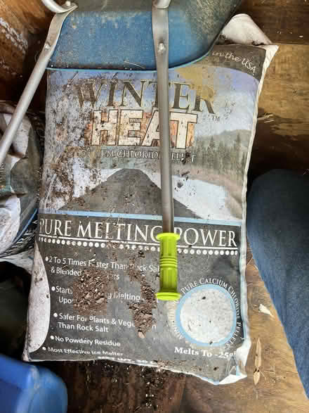 Photo of free 1.5 Bags of Winter Heat (Bowie) #2
