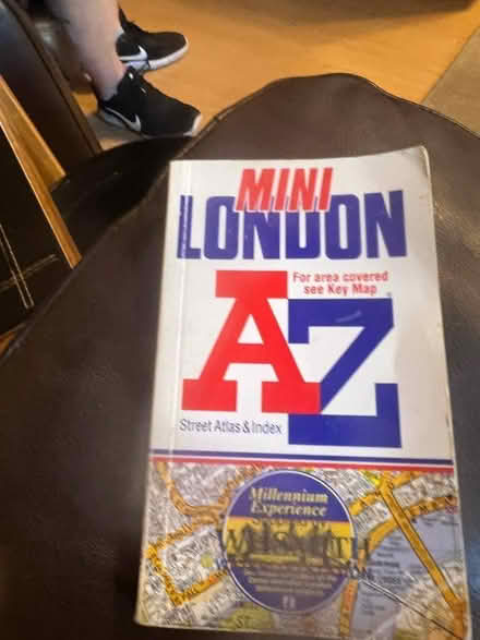 Photo of free Pocket size a-z london (Wokingham RG40) #1