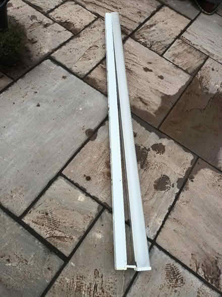 Photo of free Fluorescent light fitting (Leicester/Wigston LE2) #2