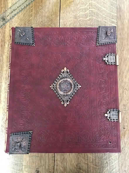 Photo of free Fancy photo album (ballard/crown hill) #1