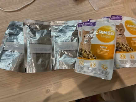 Photo of free Kitten food (SL6 Taplow) #1