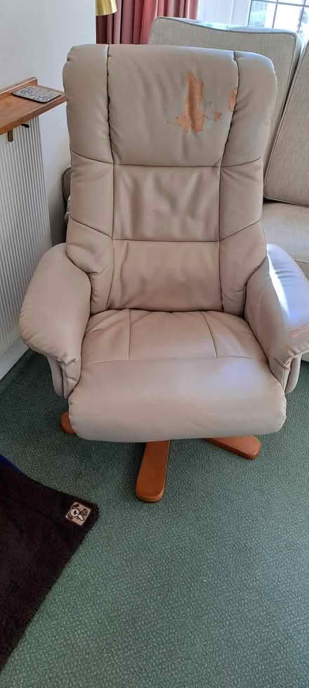 Photo of free Chair (Rushcliffe NG2) #1