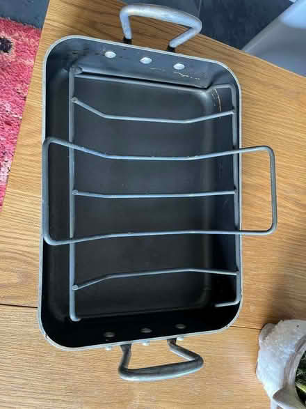 Photo of free Roasting pan with handles and rack (Wheathampstead AL4) #1