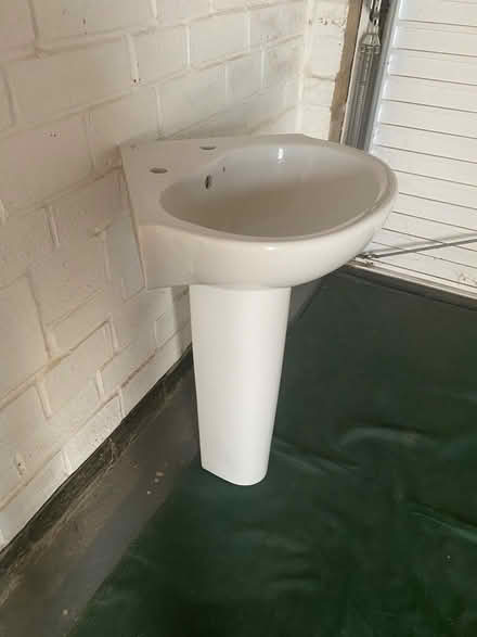 Photo of free Corner sink unit and pedestal (Bradenstoke SN15) #1
