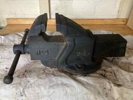 Photo of free Large Metal Vice (Meersbrook S8) #1