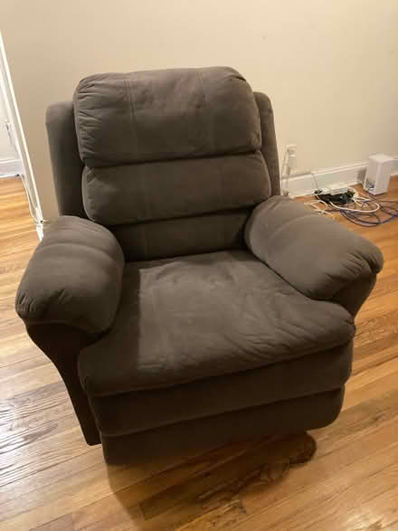 Photo of free Recliner Chair (Teaneck) #1