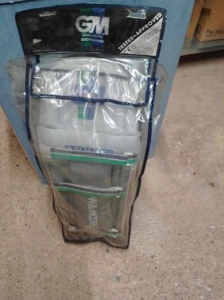 Photo of free Cricket Pads - Mens (Anstey LE7) #1