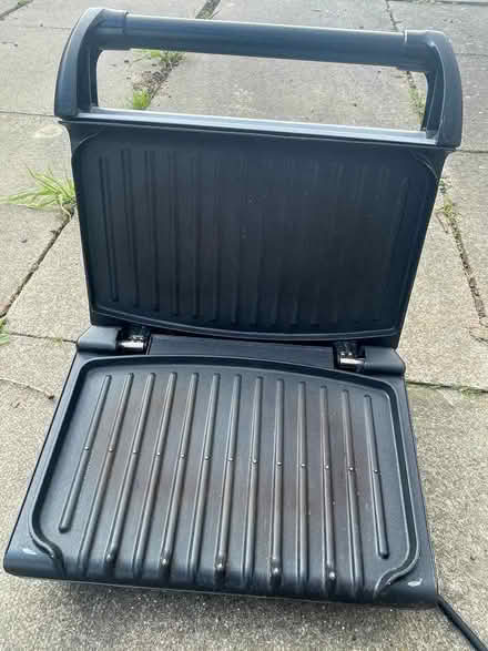 Photo of free George Foreman Grill (ME13) #2
