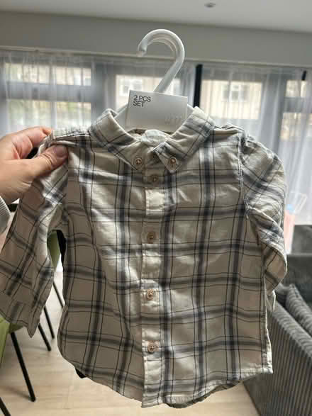 Photo of free Various kids clothing items (IG11) #2