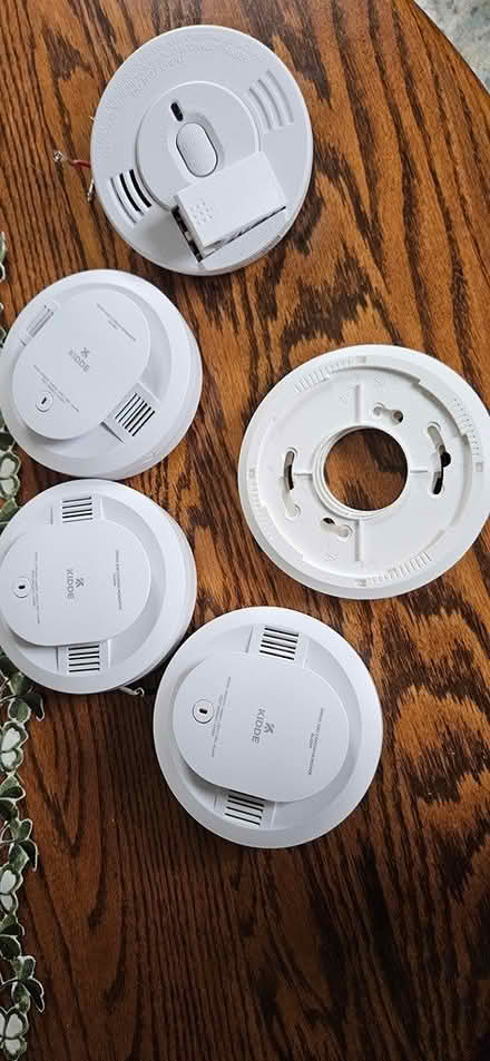 Photo of free Kidde 3 co/smoke & 1 smoke detector (Highlands, NJ) #1