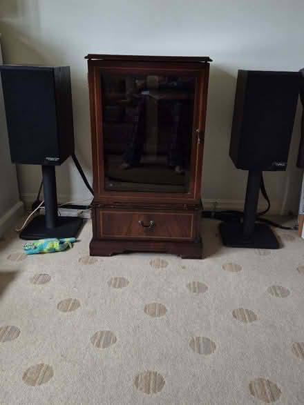 Photo of free Hi Fi Cabinet (Shinfield RG6) #1
