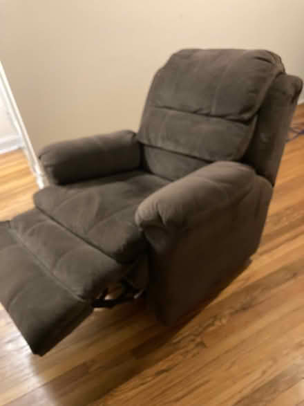 Photo of free Recliner Chair (Teaneck) #2