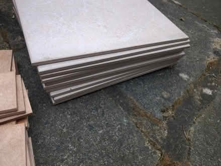 Photo of free Tiles random (North Road N7) #2