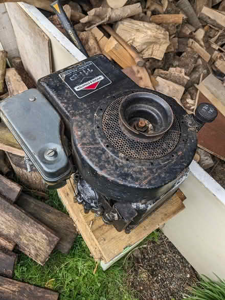 Photo of free Briggs 11hp engine (SY8) #1