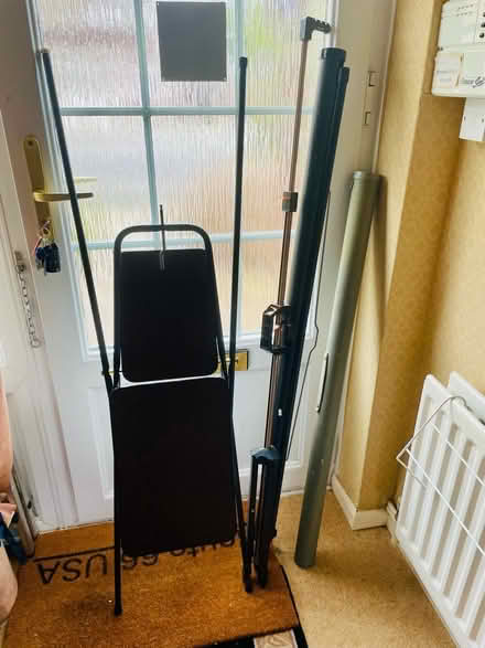 Photo of free Projector Screen, Stand & Table Set (BH23) #2