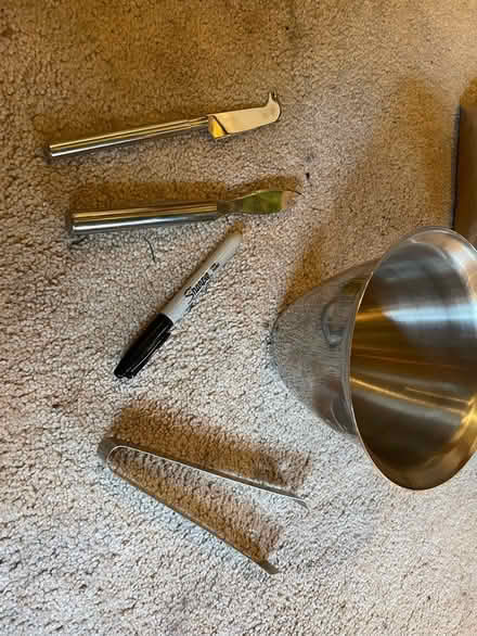 Photo of free Ice bucket (plus) (Wallingford) #1