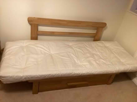 Photo of free Single bed settee (Hoddesdon EN11) #2
