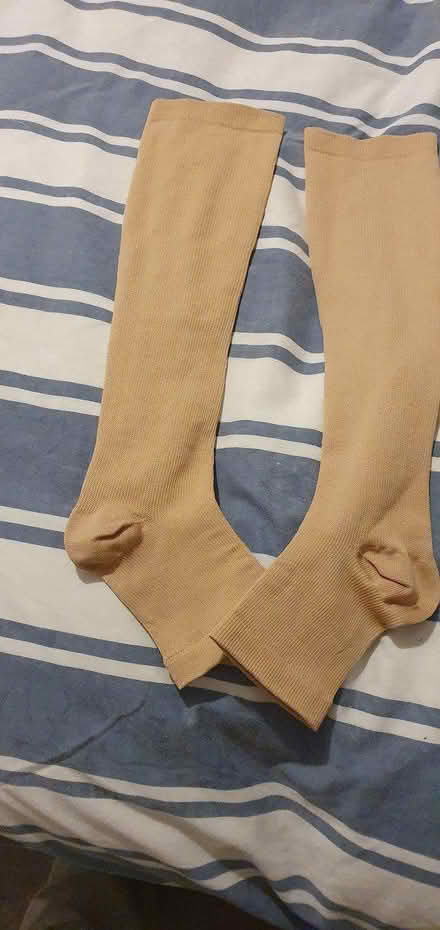 Photo of free elastic pop socks (Hengistbury Head BH6) #2