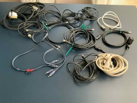 Photo of free Bundle of tv, and audio cables. (Stirling FK8) #1