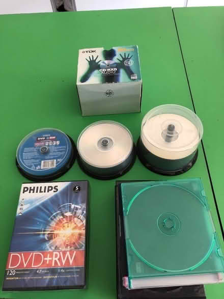 Photo of free Recordable DVDs and CDs (CT10) #1